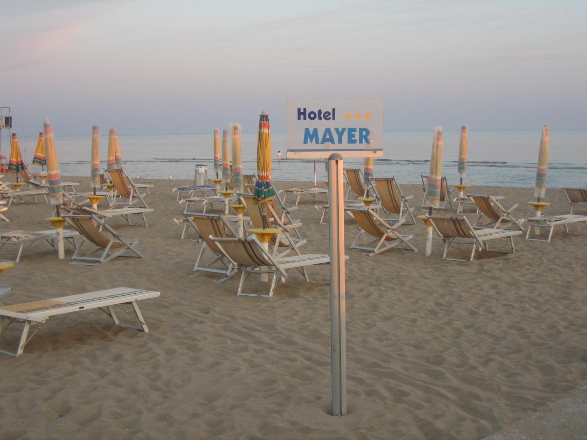 Hotel Mayer Bibione Exteriör bild